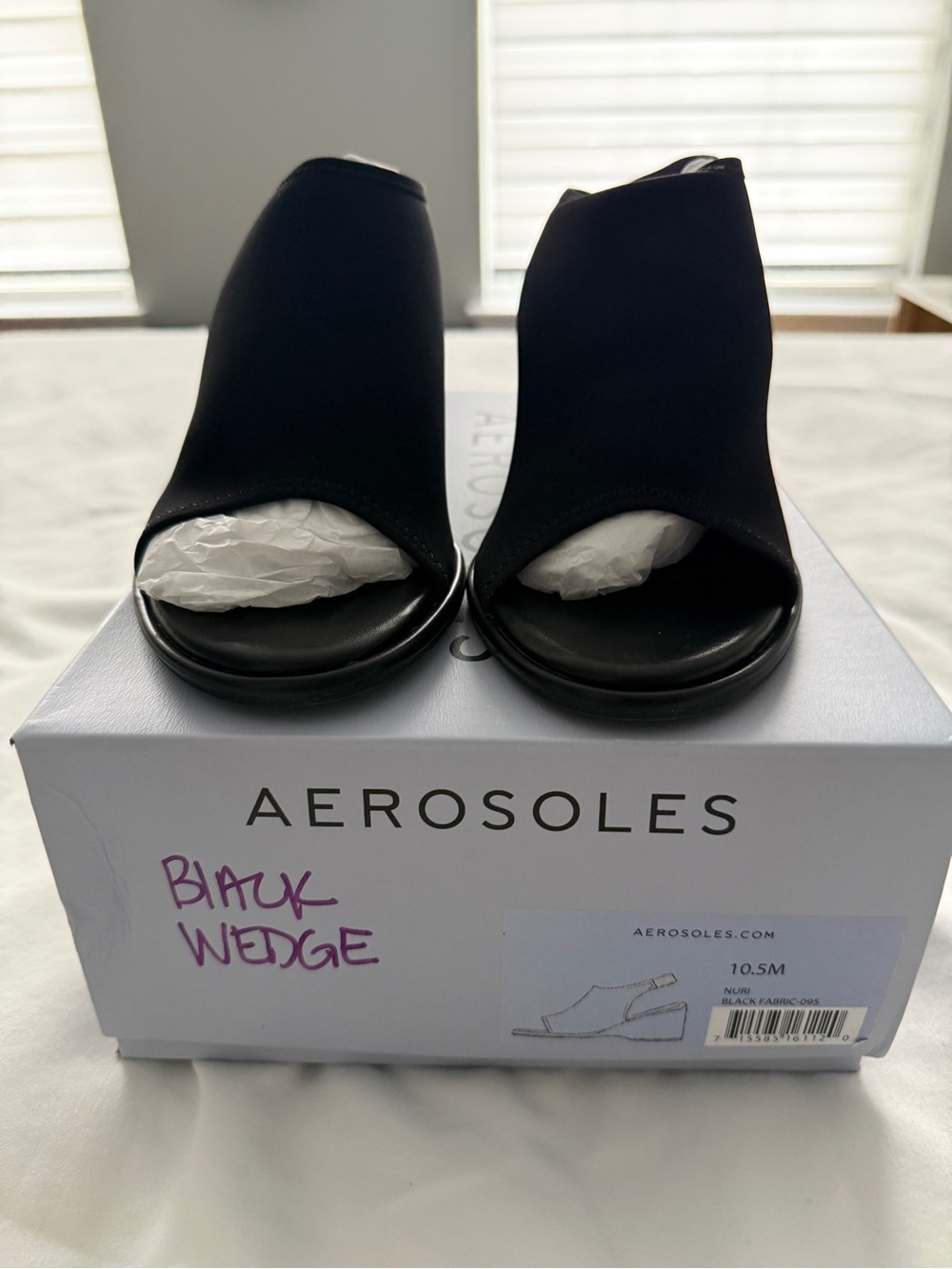 AEROSOLES Black Open-Toe Wedge Sandals Size 10.5 Never worn.